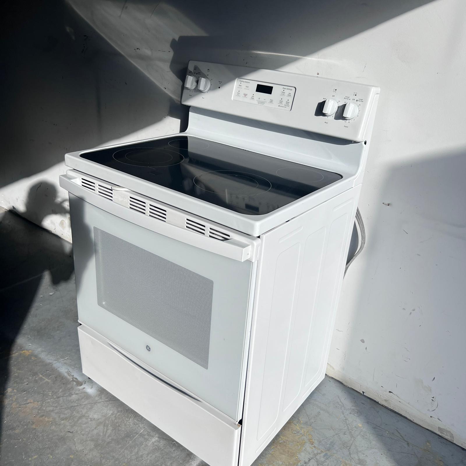 GE Electric Stove GE Electric Stove